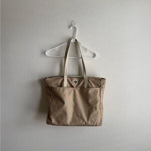 Walker Family Goods Valley Tote Tan